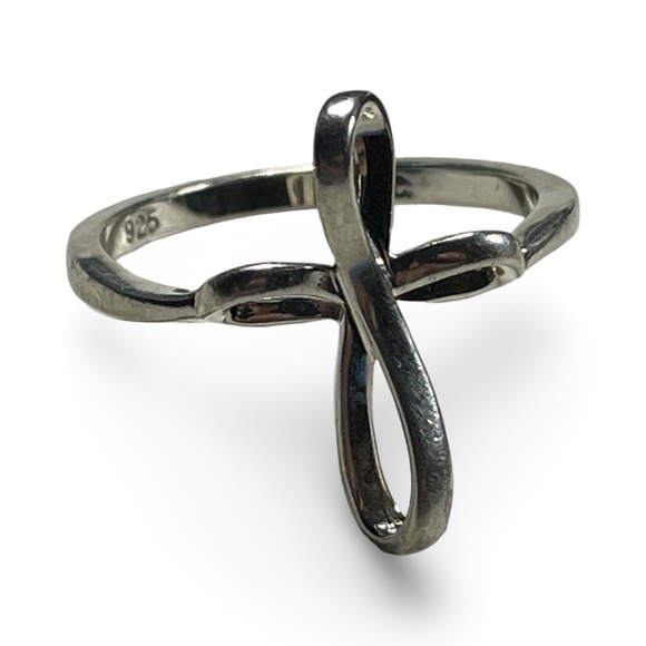 Jewelry - NVC Nataliya V Collister Sterling Silver 925 Infinity Cross Ring - SZ 6